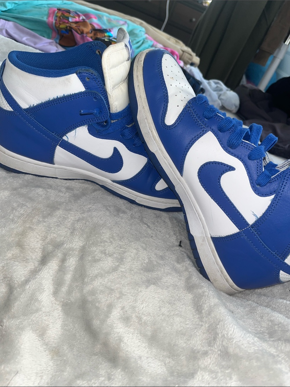 Nike Men High-Top Sneakers in Blue and White